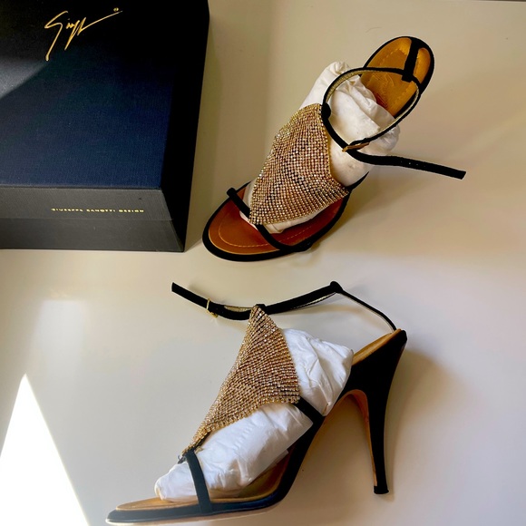 Beautiful sexy unique Giuseppe Zanotti classy shoes - Picture 7 of 14